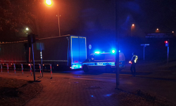 Samochód ciężarowy nie zmieścił się pod wiaduktem na ul. Wrocławskiej. Są utrudnienia