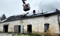 Pożar budynku gospodarczego w Służejowie [foto] [aktualizacja]