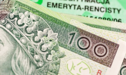 Dostajesz rentę po zmarłym? Złóż wniosek o własną emeryturę