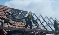 Pożar budynku mieszkalnego w Dębowcu [foto] [aktualizacja]