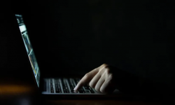 Internetowi oszuści wciąż aktywni. Mieszkańcy powiatu stracili po kilka tysięcy złotych