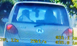 45-latek wsiadł pijany za kółko. Dodatkowo miał sądowy zakaz prowadzenia pojazdów