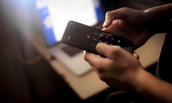 Oszust podszył się pod córkę 65-latka i wyłudził od niego ponad 8.7 tys. zł