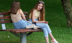 Rodzicu, bądź czujny. Wyzwanie „zniknij bez śladu” to kolejny niebezpieczny trend w sieci [video]