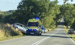 Wypadek za Kluczową. Jedna osoba w szpitalu