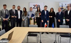 Ząbkowicki Inkubator Przedsiębiorczości już działa. Pierwsi przedsiębiorcy podpisali umowy [foto]