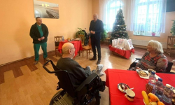Spotkanie władz gminy z mieszkańcami Domu Pomocy Społecznej w Ziębicach