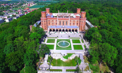 Kompleks pałacowo-parkowy w Kamieńcu Ząbkowickim uznany za Pomnik Historii