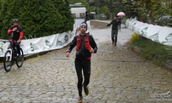 Mieszkaniec gminy Bardo zwyciężył Bieg Kreta i uzyskał przepustkę do startu na...377 km!
