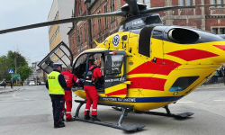 Wypadek podczas prac remontowych budynku starostwa, 22-latek spadł z wysokości. Interweniowało LPR