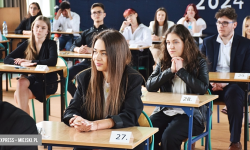 Ruszyły matury. Dziś uczniowie piszą egzamin języka polskiego [foto]