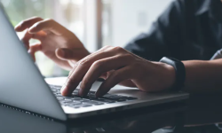 Chciała sprzedać rower, straciła 2 tys. zł