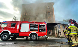 Pożar młyna zbożowego w Przyłęku [foto] [aktualizacja]