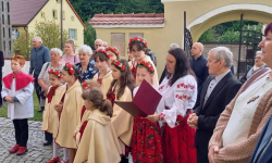 Lokalna społeczność odnowiła figurę św. Jana Napomucena