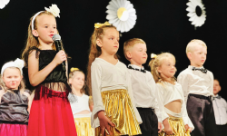 Gminna Uroczystość z okazji Dnia Matki i Dnia Ojca [foto]