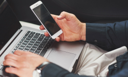 Chciał sprzedać meble, padł ofiarą oszustów i stracił kilka tysięcy złotych