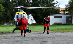 Skręcał na posesję, potrącił ośmioletnią dziewczynkę. Interweniował śmigłowiec LPR