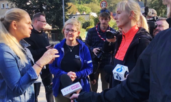 Minister edukacji i Dolnośląski Kurator Oświaty w Bardzie. Rozmawiano o stratach i pomocy