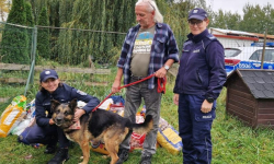 Policjanci pomogli potrzebującym. Tym razem podopiecznym schroniska dla zwierząt