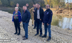 Pełnomocnik rządu ds. odbudowy po powodzi z wizytą w Bardzie [foto]