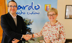 Firma BAUD Polska przekazała darowiznę dla Gminy Bardo