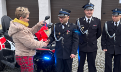Mikołajkowe prezenty w postaci quadów dla strażaków-ochotników z Brzeźnicy i Przyłęku