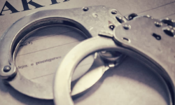 Poszukiwani wpadli w ręce policjantów i trafili za kratki