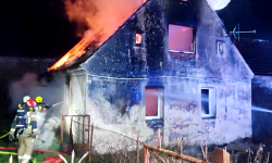 Pożar budynku jednorodzinnego w Pomianowie Górnym. Nie żyje jedna osoba
