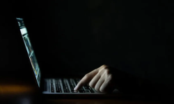 Internetowi oszuści nie próżnują. Kolejni mieszkańcy powiatu oszukani