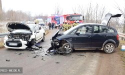 Zderzenie dwóch samochodów osobowych w Przyłęku [foto]