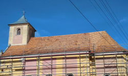 Nowe pokrycie dachowe kościoła św. Jakuba w Chwalisławiu