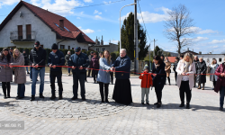 Złoty Stok ma swoje pierwsze (mini) rondo. Ulice Wąska, Krzywa i Orłowicza po przebudowie [foto]