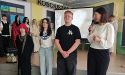 Szkolny apel wielkanocny w złotostockiej „Bajce”