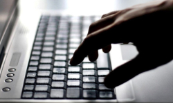 Chwila nieuwagi, zbyt duże zaufanie i szybka decyzja. Zaufali oszustom – stracili tysiące złotych