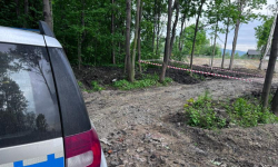 Znaleziska przypominające pociski. Służby interweniowały w dwóch gminach