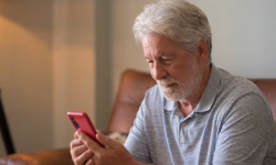 Najpierw dzwonią z „poczty”, potem z „policji”. Kolejna metoda oszustów, ostrzeżcie bliskich