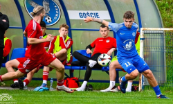 Orzeł szykuje się na baraże, Zamek pozbawiony złudzeń, Sparta jeszcze nie. Skałki blisko utrzymania