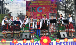 XXVIII Wojewódzki Festiwal Zespołów Artystycznych Kół Gospodyń Wiejskich w Stolcu za nami [foto]