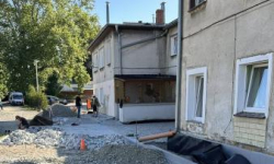 Powstaje nowa nawierzchnia drogi gminnej – fragment ulicy Stawowej w Ziębicach