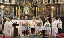 Uroczystości Wniebowzięcia NMP w Henrykowie – kościół został podniesiony do rangi sanktuarium