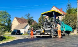 Remont drogi powiatowej w Bożnowicach na finiszu