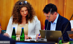 Rada Powiatu Ząbkowickiego nie zajmie się uchwałą dot. sprzeciwu wobec relokacji imigrantów