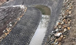 Poszukiwany wykonawca odbudowy rowu Braszówka