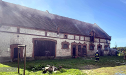 Pożar stodoły w Sieroszowie [foto]