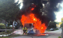 Autobus Złotostockiej Komunikacji Publicznej stanął w ogniu [foto]
