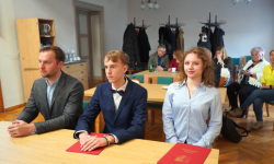 Nagrody dla najlepszych uczniów i rezygnacja wiceprzewodniczącej. Za nami XVI sesja rady powiatu