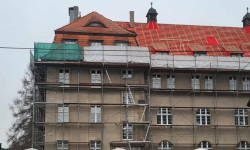 Trwa termomodernizacja budynku Liceum Ogólnokształcącego w Ząbkowicach Śląskich