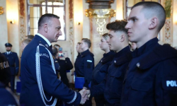 Uroczyste ślubowanie nowych policjantów