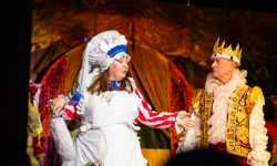 Premiera spektaklu „Król Bul” w Kamieńcu Ząbkowickim [foto]