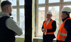 Centrum Organizacji Pozarządowych w remoncie. Burmistrz odwiedził inwestycję